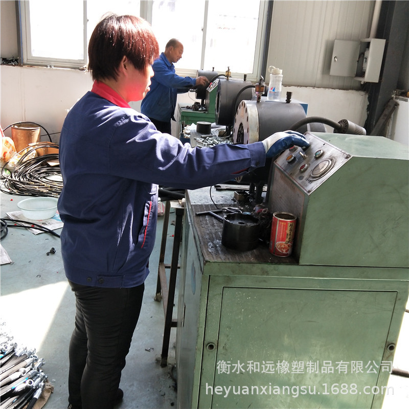 钢丝编织高压液压胶管 高压橡胶管 高压总成 液压总成