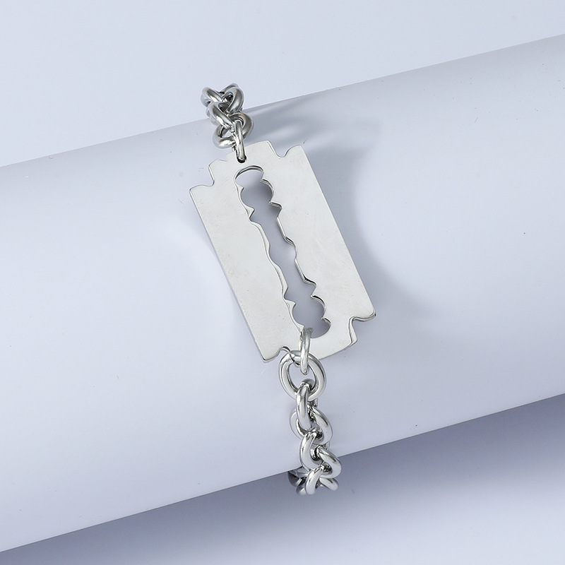 Titanium Steel Fashion Razor Blade Pendant Bracelet Necklace Earrings Wholesale Jewelry Nihaojewelry display picture 2