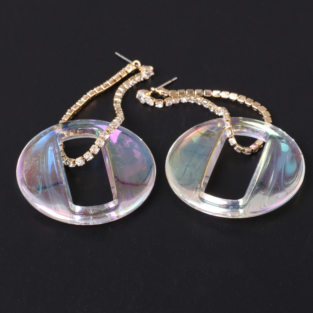 Exaggerated Geometric Butterfly Drop Transparent Claw Chain Diamond Earrings For Women Wholesale display picture 9