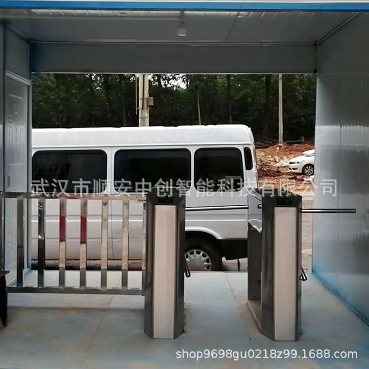 武汉工地三辊闸建筑工人实名制门禁系统人脸识别闸机人行通道闸