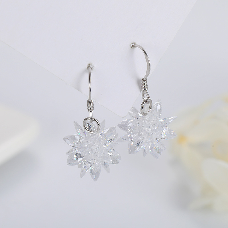 S925 sterling silver earrings female crystal ice flower earrings temperament snowflake earrings Japan South Korea minimalist Early ear