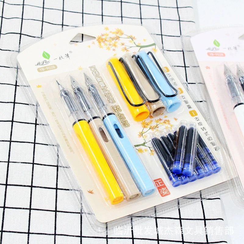 Ручку можно изменить чернильный пакет Прямой жидкий костюм ручки 3 ручки 8 чернильный пакет можно стереть кристально-синий 9028