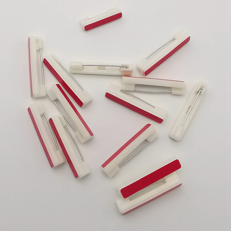 白色塑料别针06.jpg