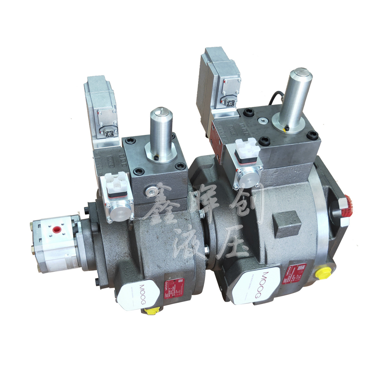 供应原装美国MOOG穆格三联泵D957-0035