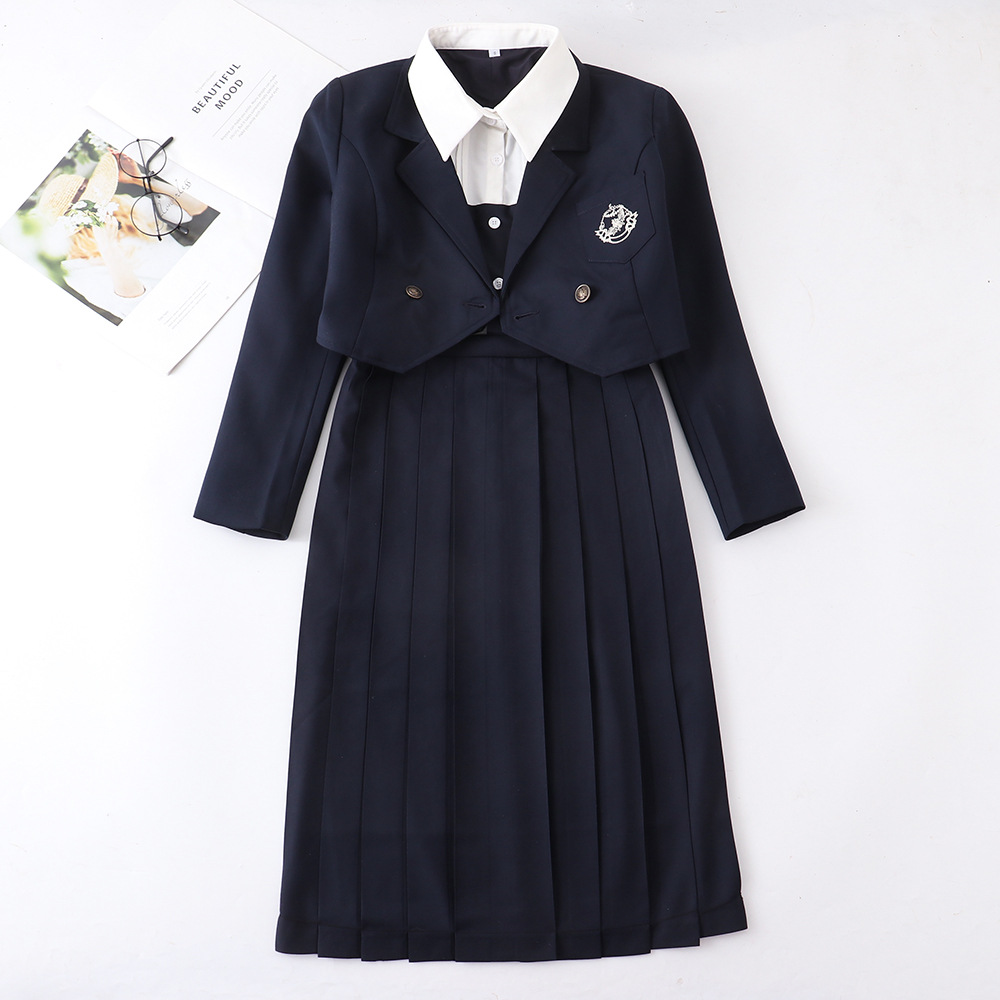 Костюм, платье, куртка, униформа