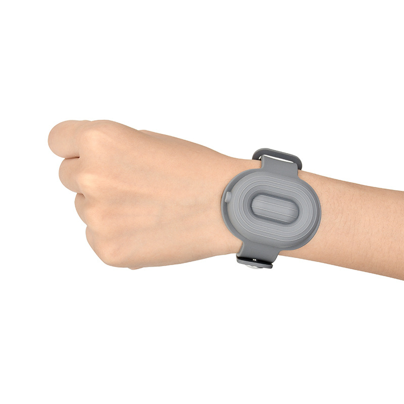 Simple Sanitizer Case Silikonarmband Travel Portable Wristband display picture 4