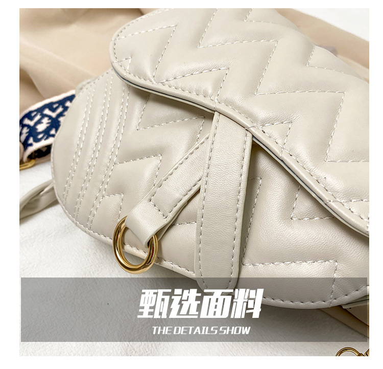 French  Popular New Trendy Korean  Diamond Texture Shoulder Crossbody Saddle Bag display picture 19