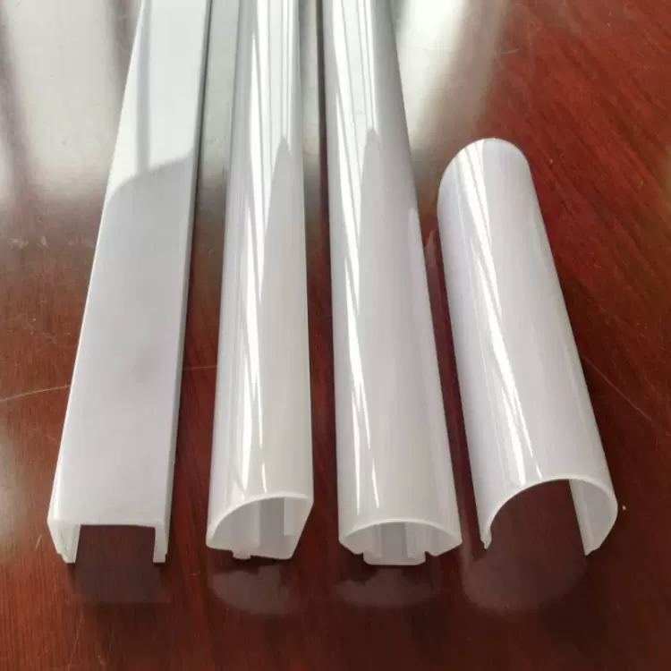 10多年挤塑厂家PC塑料条L型挤出胶条 直角条  塑胶条异型塑料条