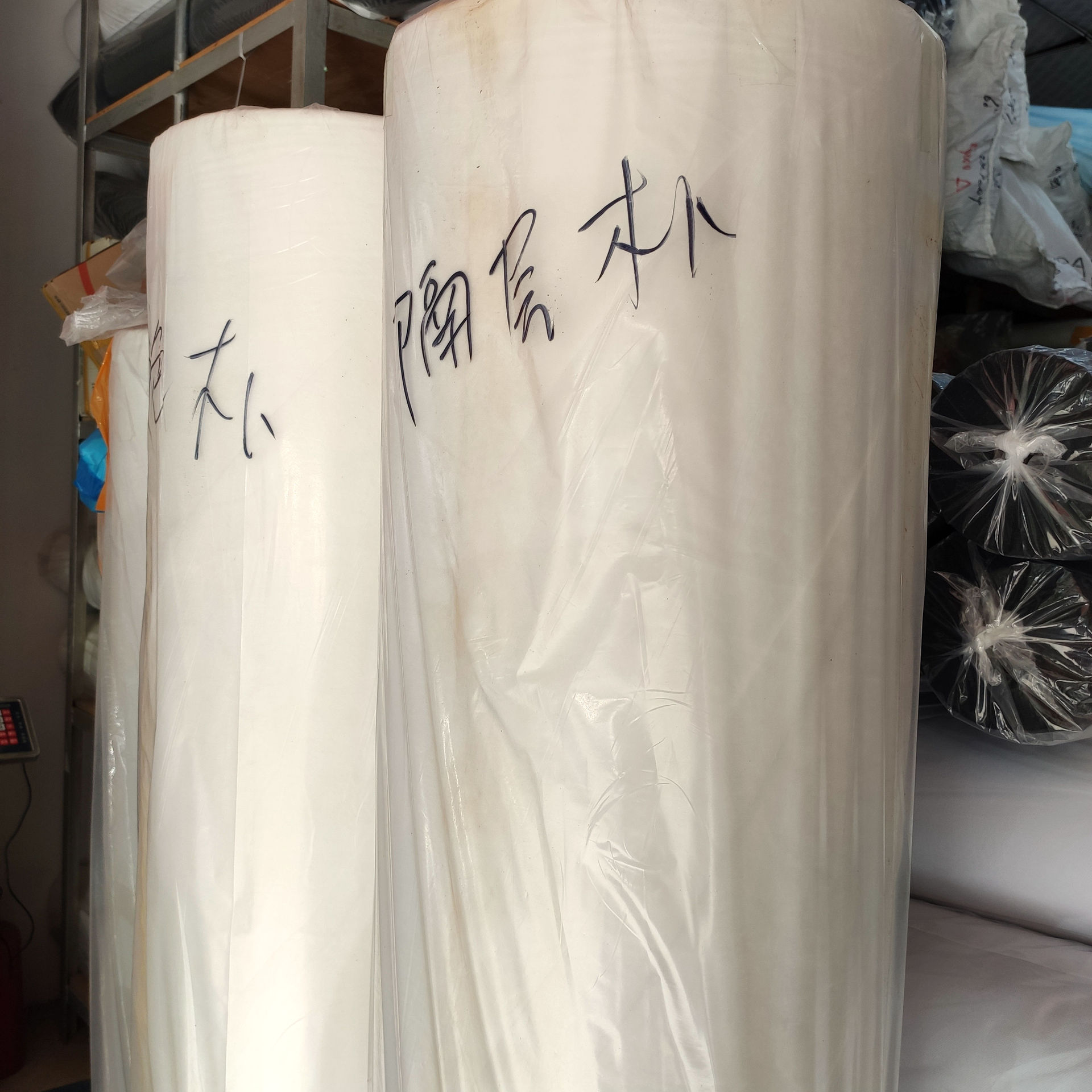 隔层朴 隔色无纺布 隔层无纺布 9克不织布 薄款pp无纺布 皮料隔层