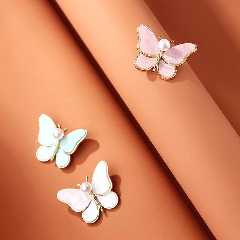 Korean Edition alloy Pearl board Pearl butterfly insect Brooch Sternum Emptied Pin clothing Accessories
