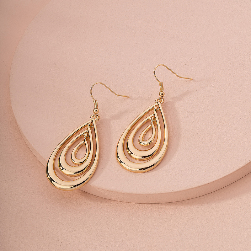 New Geometric Retro Exaggerated Three-layer Metal Earrings For Women display picture 2