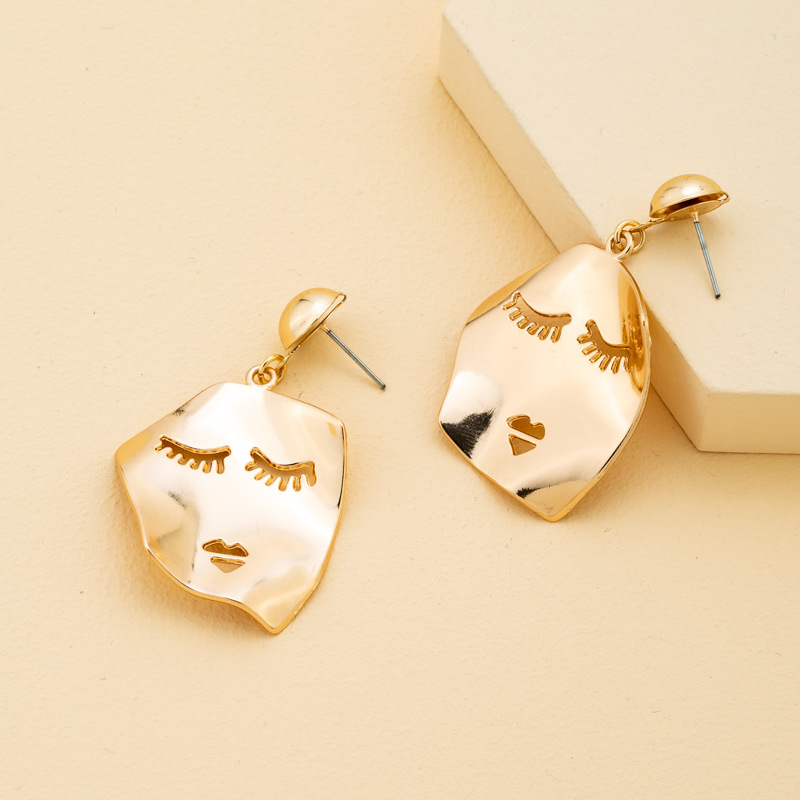 New Alloy Original Cute Face Retro Face Earrings display picture 4