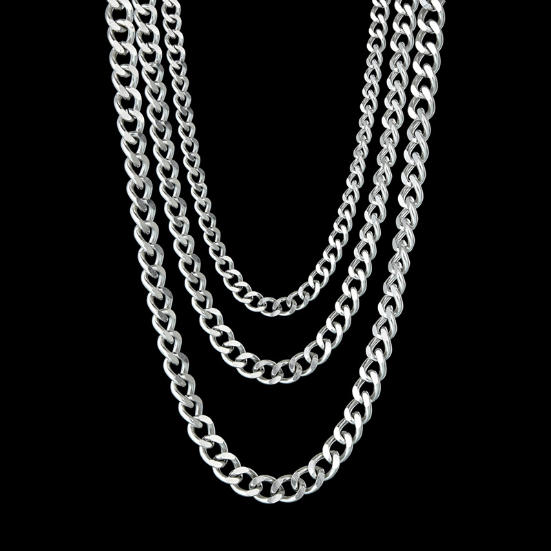 Simple Vintage Multi-layer Stainless Steel Hollow Chain Necklace Wholesale Nihaojewelry display picture 11