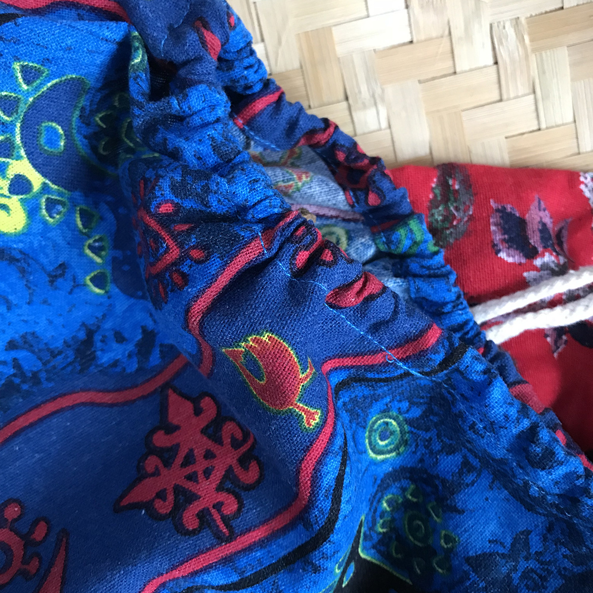 2021喜墨复古文艺 花布袋子 收纳袋 文艺服装 袍子包装袋花色随机|ru