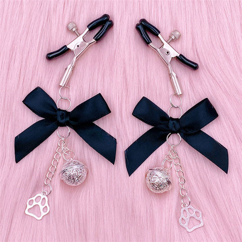 Female sex toys, SM nipple clamps, bell nipple clamps, female slave nipple training, female stimulation devices, bed toys
