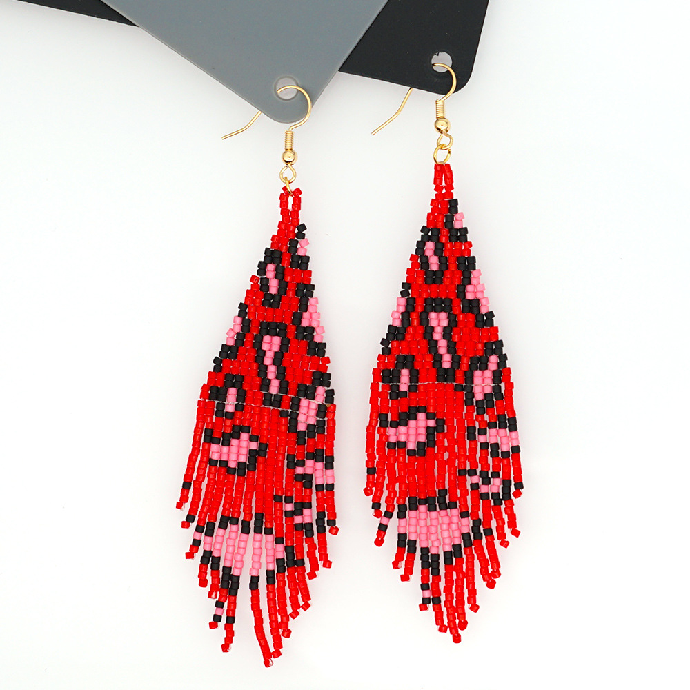 Hot Fashion Rice Beads Woven Leopard Fringe Earrings Wholesale Nihaojewelry display picture 4