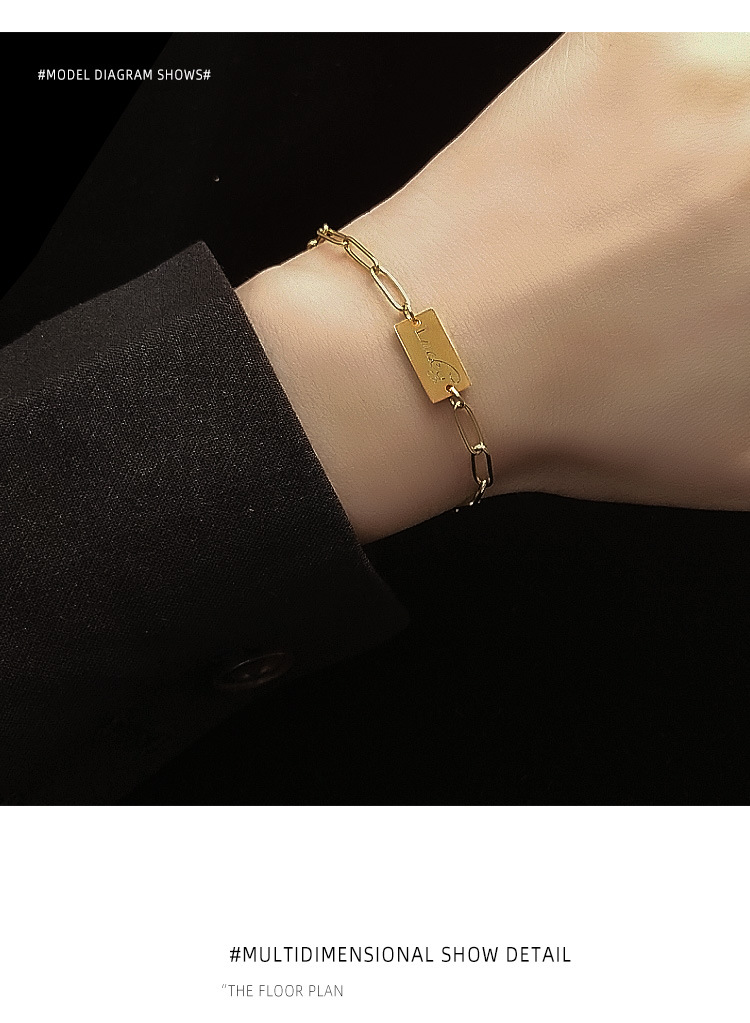 Koreanische Weihnachts Schmuck Im Ins-stil Mode Nische Lucky Brief Quadratisches Marken Armband Edelstahl 18 Karat Gold E104 display picture 6