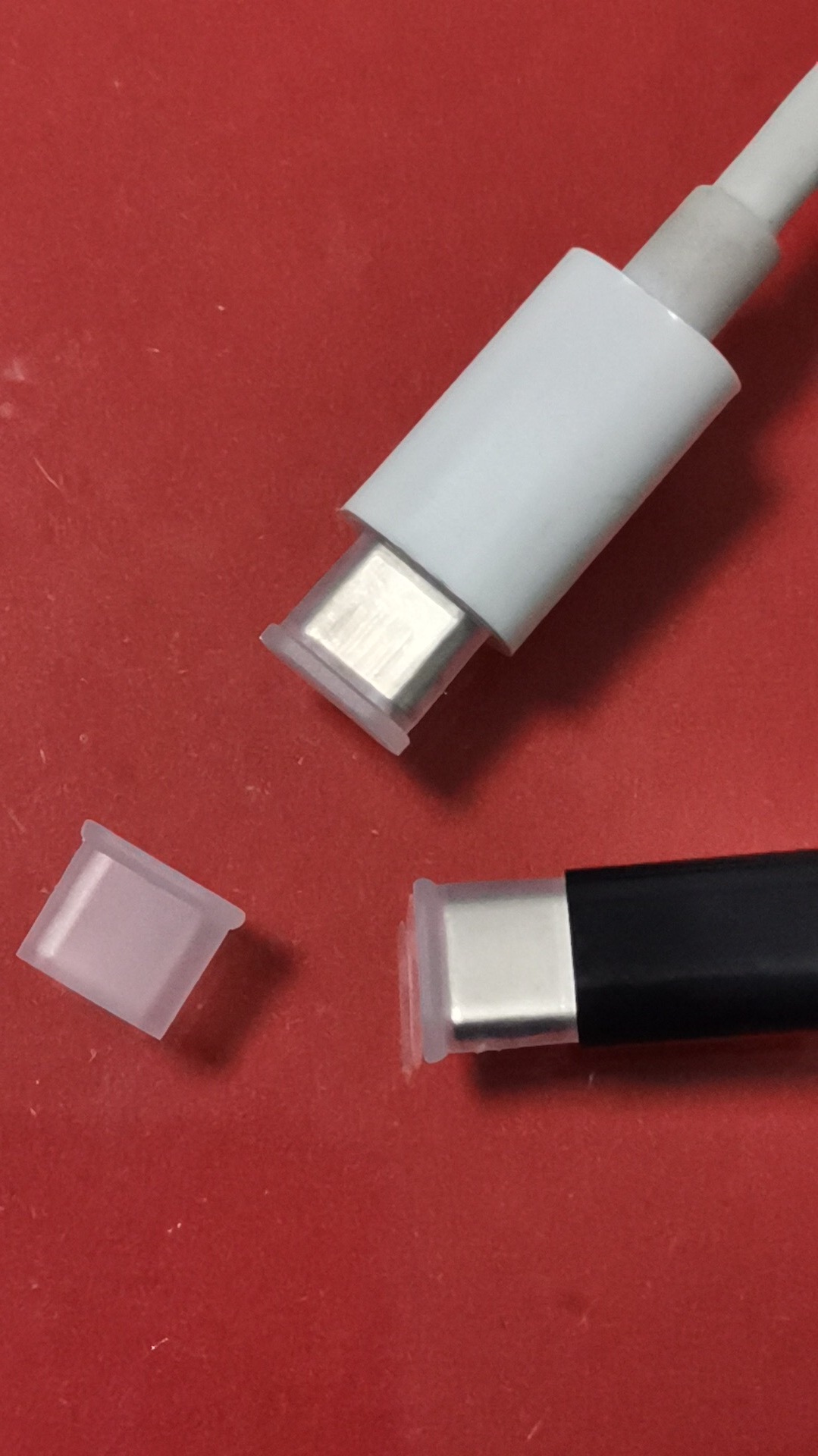 大量批发透明薄款TYPE-C数据线插头护套 保护套 防尘帽