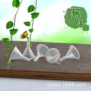 ���S�F؛ ����С©��͸��PP�m��춷��bҺ�w�����b�y��