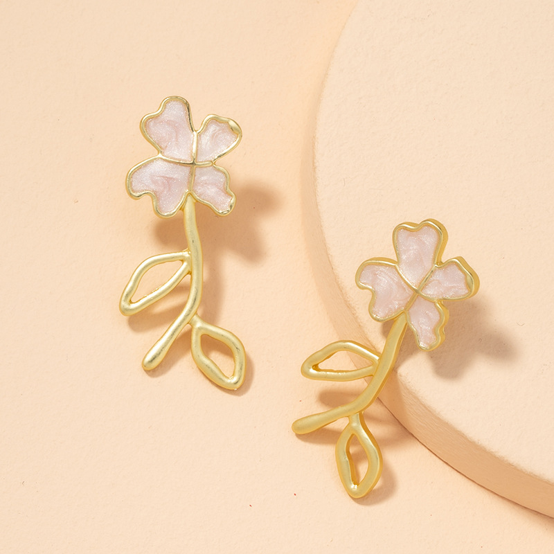 Fashion New Flower Earrings display picture 4
