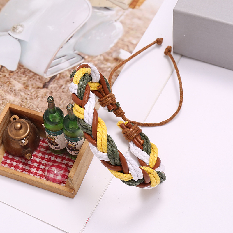 New Retro Woven Cowhide Bracelet Bracelet Simple Multi-layer Hundred Accessories Wholesale Nihaojewelry display picture 2