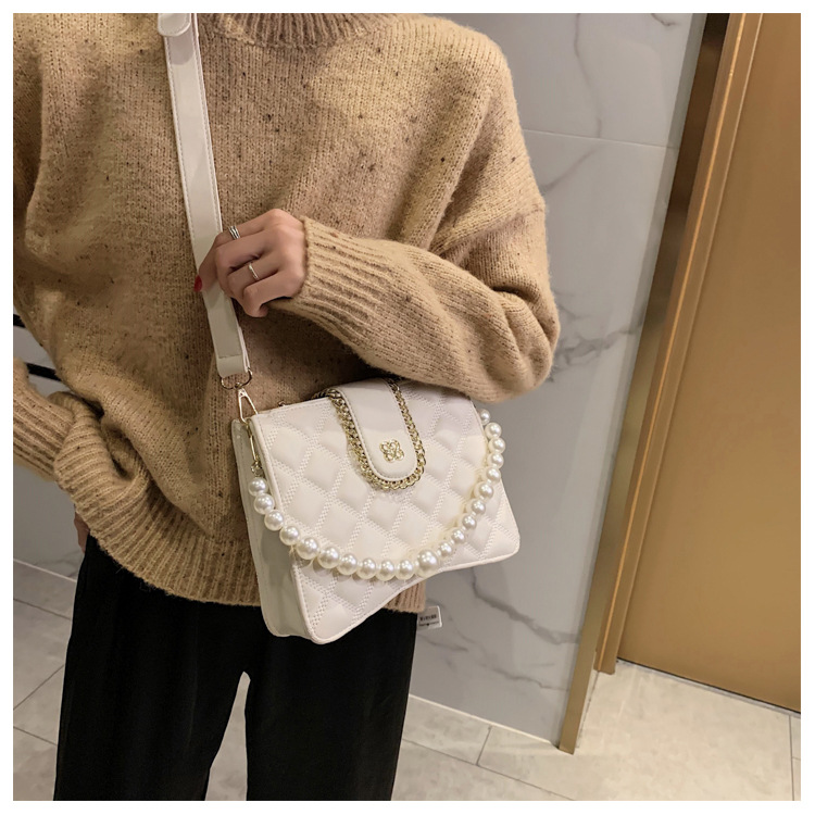 Rhombus Fashion Pearl Single Shoulder Bag display picture 12