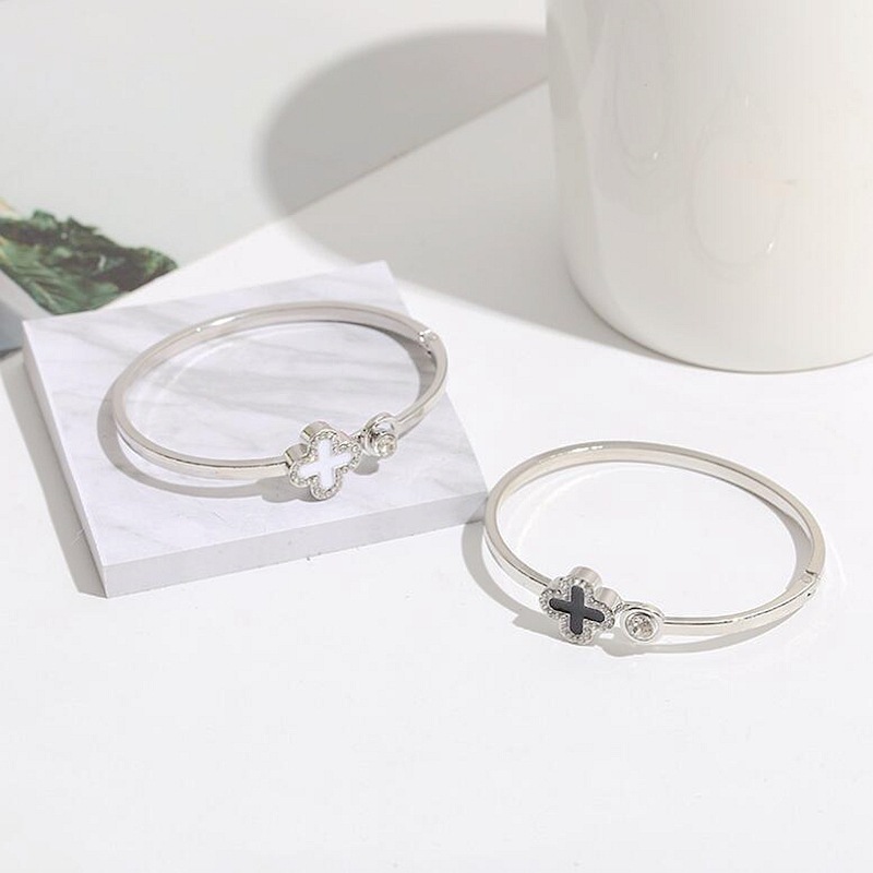 19267589022_359903398