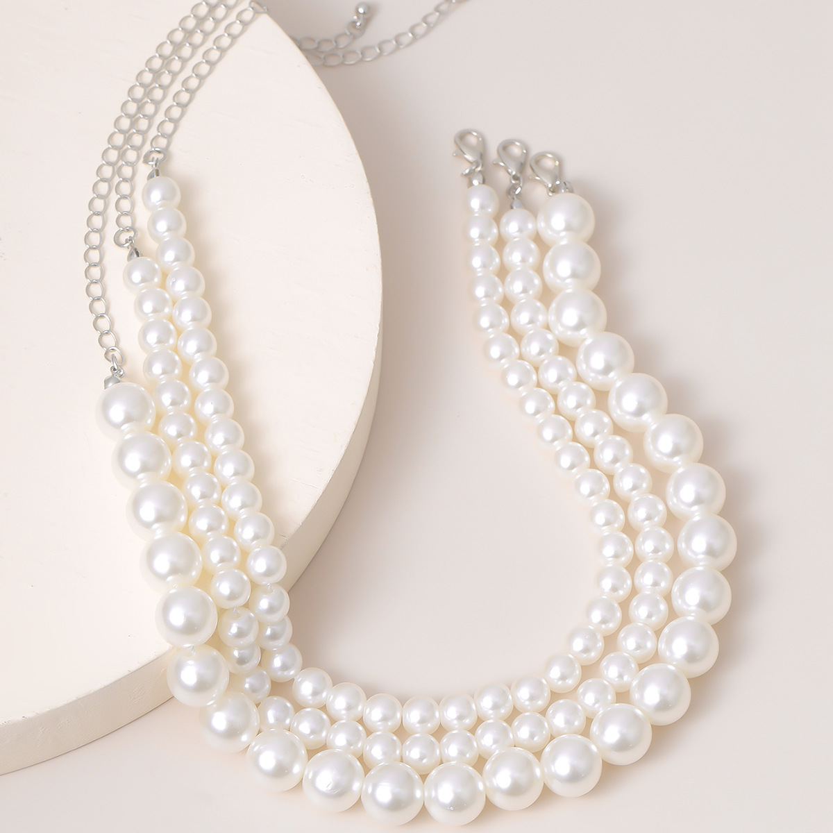 Bijoux De Mode Boho Style Multicouche Collier Chaîne De Cou Populaire Collier De Perles En Gros Nihaojewelry display picture 6
