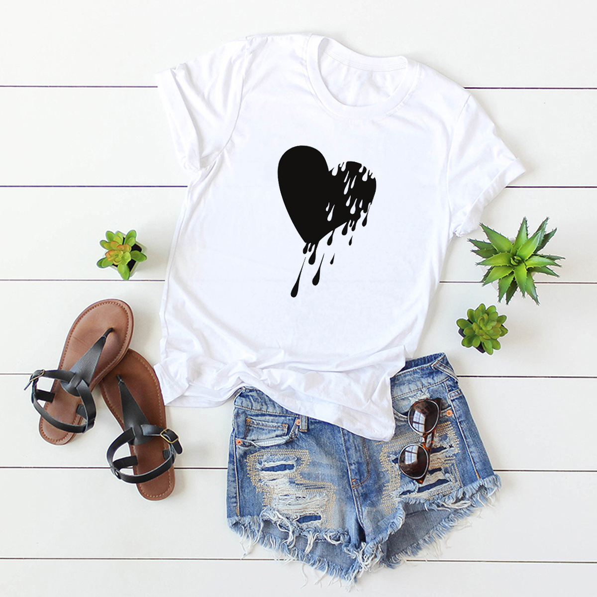 hot heart-shaped print comfortable short-sleeved T-shirt for women NSSN900