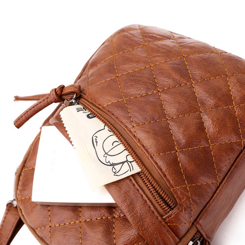 Crossbody bag women's small bag  new soft leather texture shoulder bag rhombus embroidery thread temperament multi-layer retro mobile phone bag