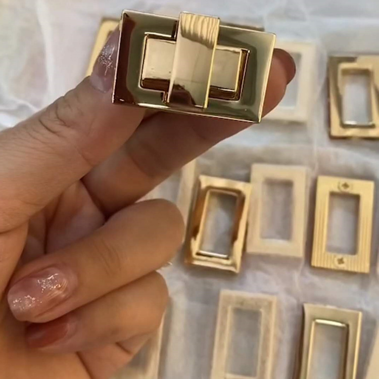 2)8RU}LA(CW~9HZJCM5TQ11