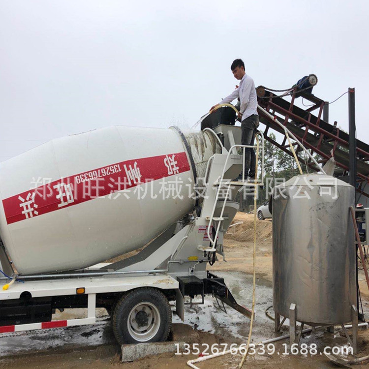 小型五征三轮混凝土搅拌车 水泥砂浆罐车 自拌干料商混车 田螺车