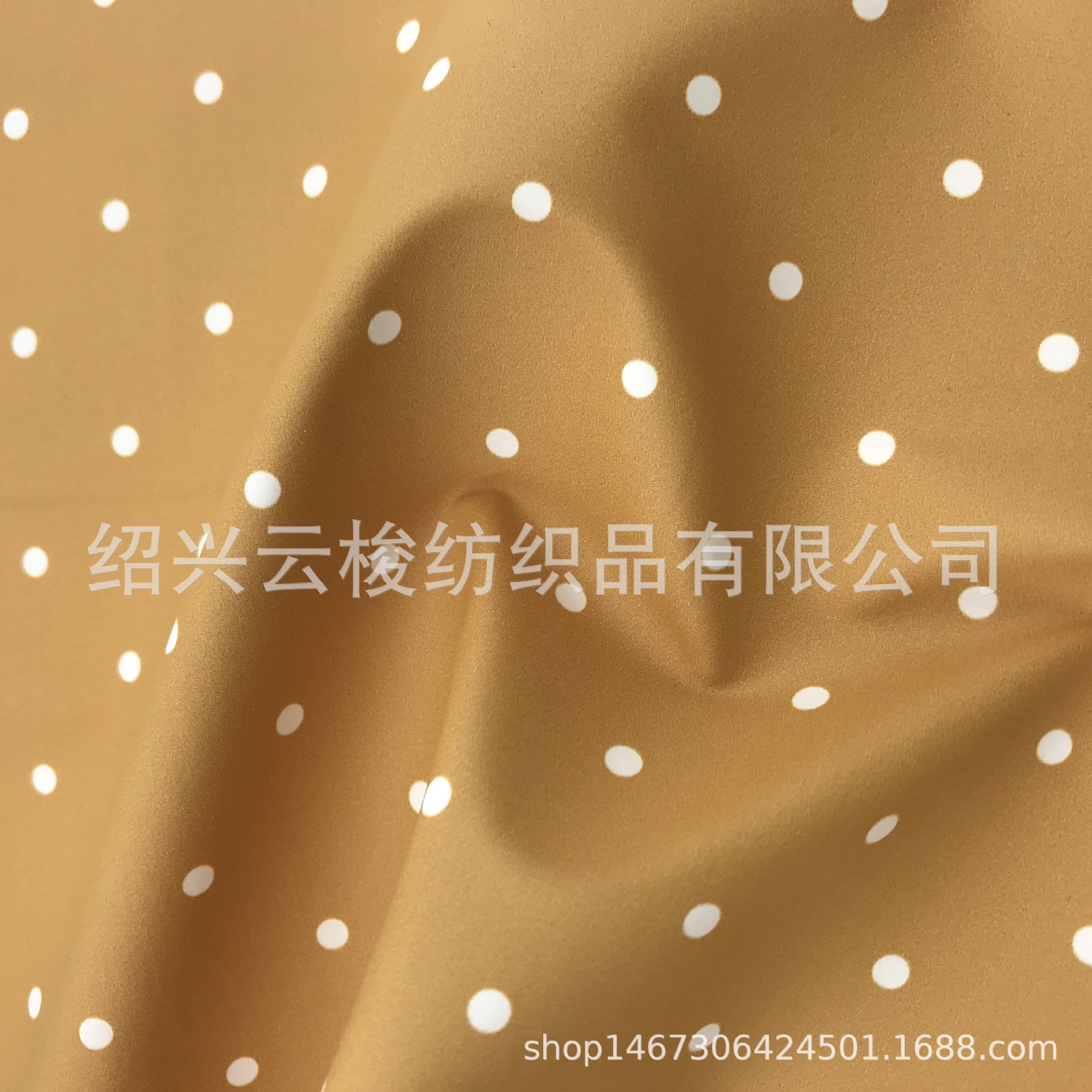 圆点数码印花PU  夹克雨衣面料 防水防污围兜罩衫口水巾PU面料