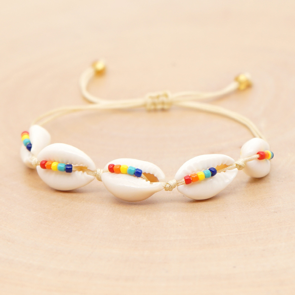 Rainbow Beads Woven Small Bracelet Beach Natural Shell Handmade Small Jewelry Wholesale Nihaojewelry display picture 5