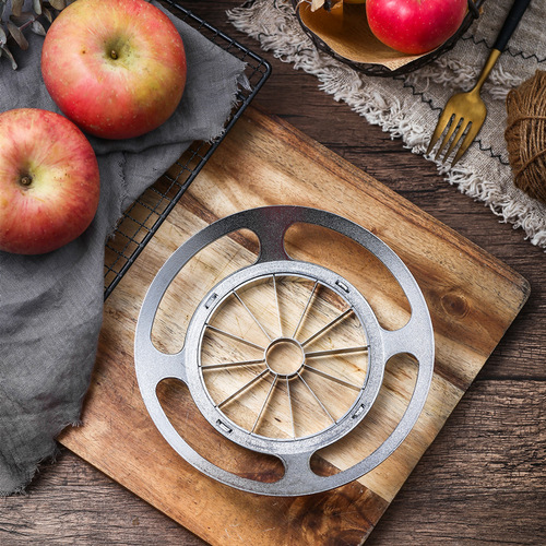 Creative round UFO apple cutting stainless steel flying saucer type apple slicer fruit divider drop shipping