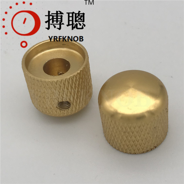 �缪����ť��������ɫ�������������߹⻨������15&times;14��λ����ť