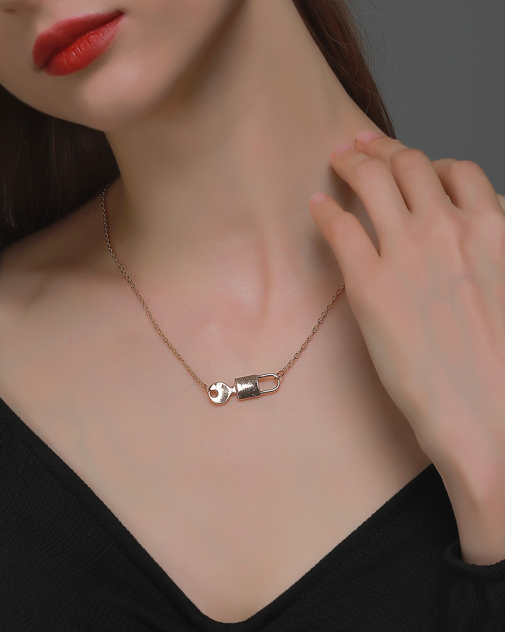 Creative key lock simple necklace