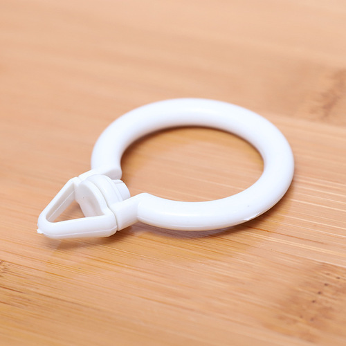 Cross-border special supply of shower curtain ring PP plastic shower curtain ring C-type traceless bathroom buckle shower curtain accessories