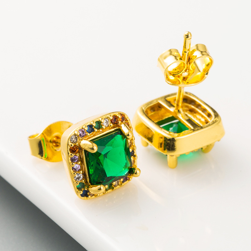 Retro Personality Luxury Emerald Earrings Ladies Brass 18k Gold Plated Micro-set Zircon Earrings Wholesale Nihaojewelry display picture 5