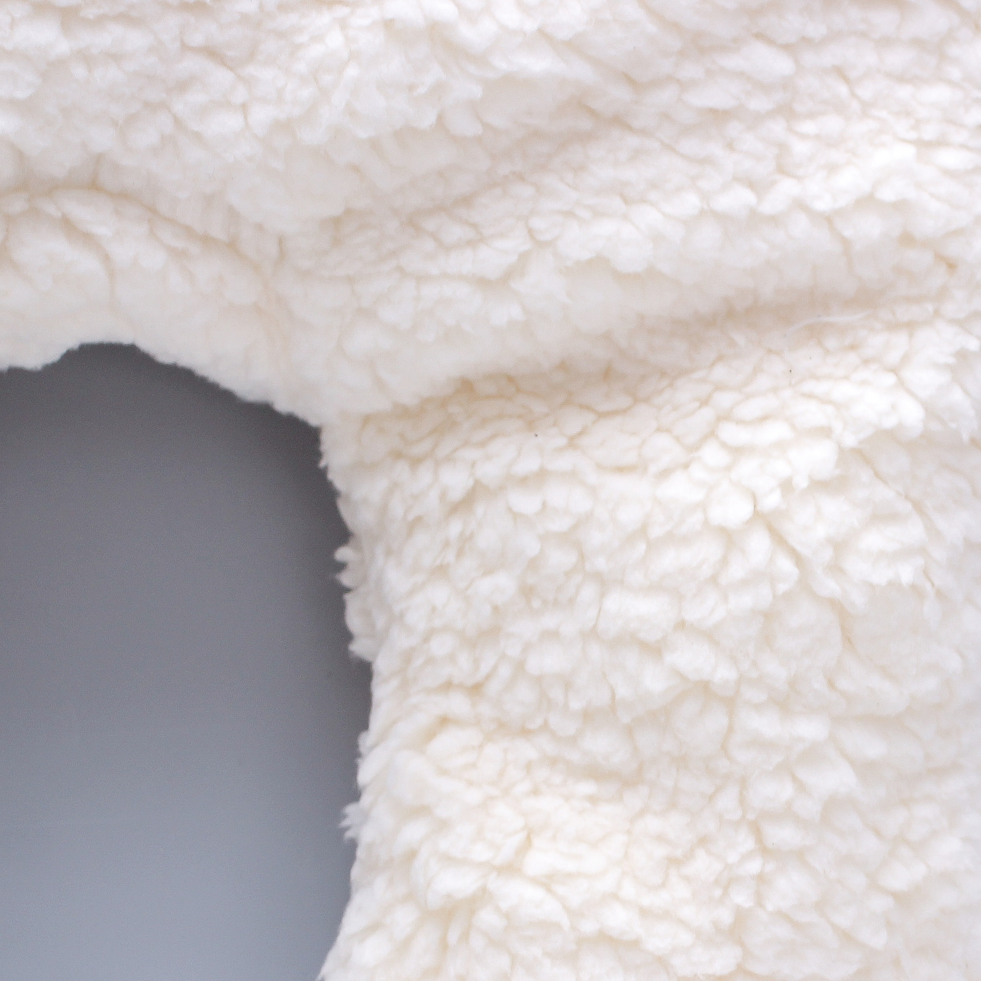 Baby and toddler jumpsuit winter 2024 children's clothing new lamb fur cartoon teddy bear embroidery thick hooded_voghion.com