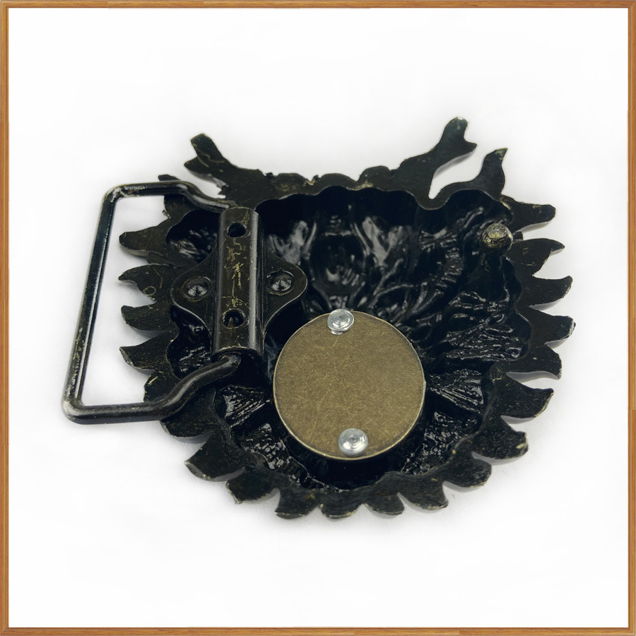 Dragon Head Belt Buckle measurements and detail photo 4