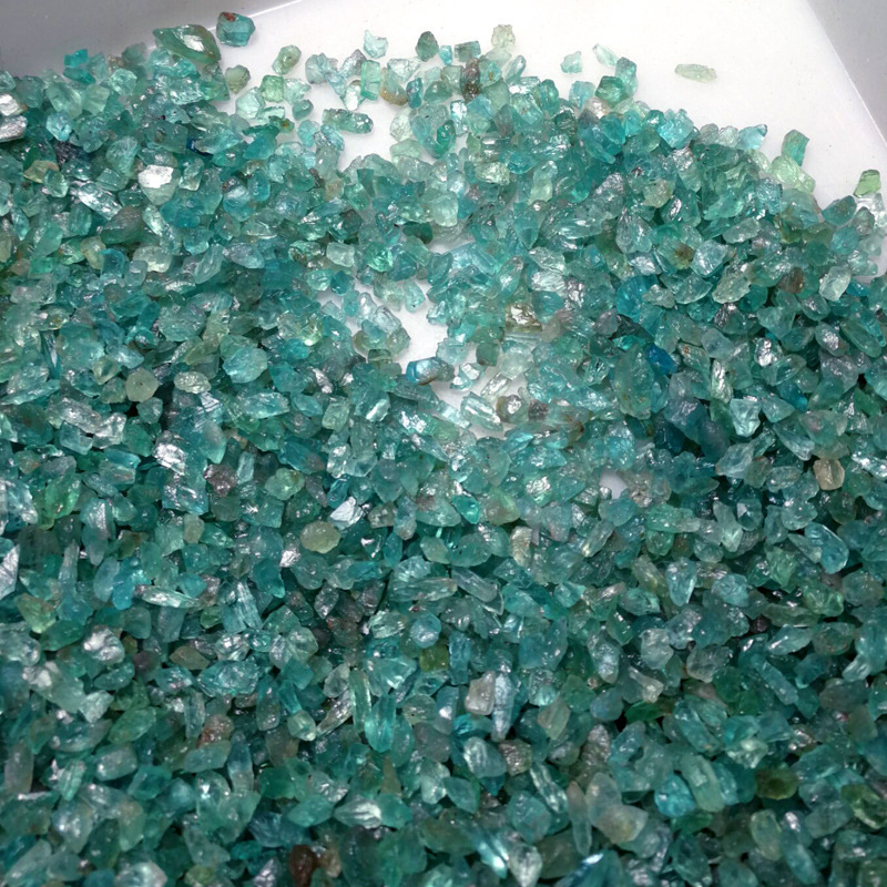 Natural blue apatite rough ore specimen Stone about 3~5 and 5~7mm