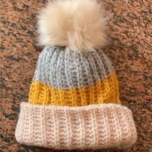 工厂直销冬款女士或大童针织保暖马海毛毛球套头帽子
