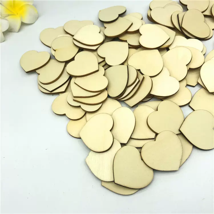 现货供应 爱心木片 婚庆装饰心形木片 手工DIY涂鸦白胚 相框贴片