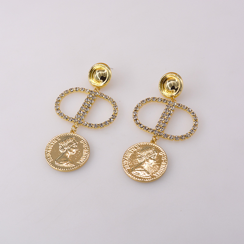 Exaggerated Earrings New Wave Korean Retro Earrings Long Coin Earrings Wholesale Nihaojewelry display picture 3