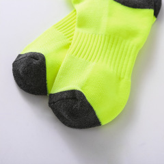 俊美隆 競速跑步襪 戶外馬拉松襪男毛巾底運動襪 健身騎行速干襪