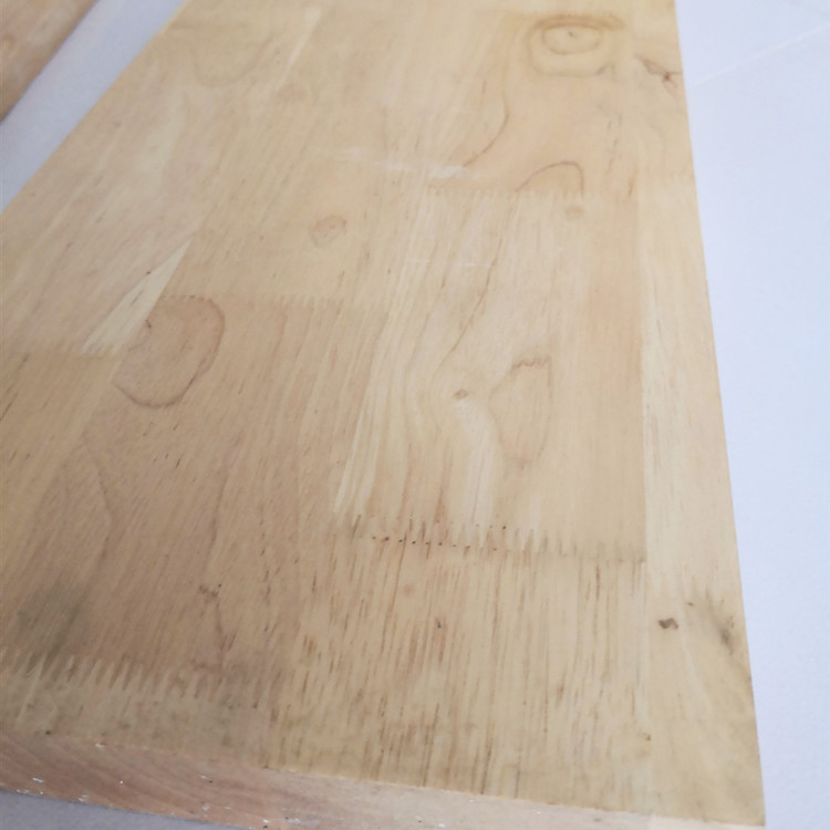 广东厂家直销橡胶木指接板 6~40mm实木加工集成板材地板胚料