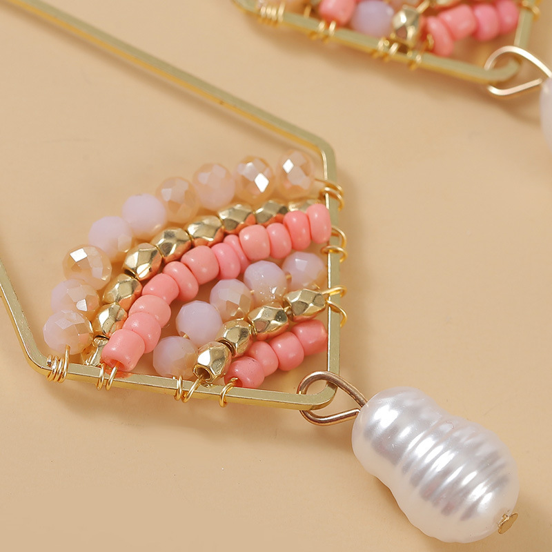 Böhmische Rautenförmige Perlen Reis Perlen Ohrringe Europäische Und Amerikanische Kreative Hand Gewebte Geometrische Ohrringe Schmuck display picture 5