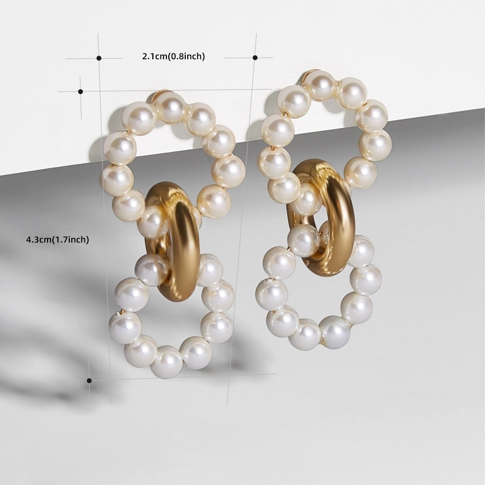 2020 Simple Célébrité Internet Perle-clouté Boucles D'oreilles Coréenne Conception Capricieux Minorité Boucles D'oreilles Boucles D'oreilles Moustique Bobine Boucles D'oreilles display picture 1