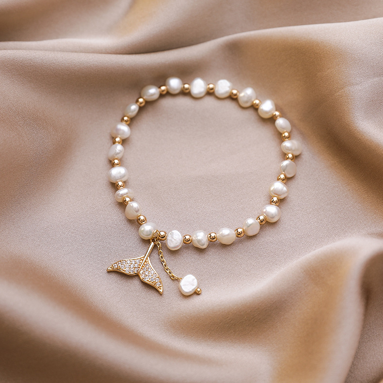 South Korea Simple Sweet Round Bead Bracelet Niche Natural Freshwater Pearl Bracelet Mermaid Tail Jewelry Wholesale Nihaojewelry display picture 2